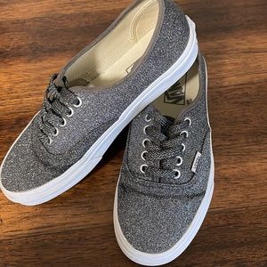 vans authentic silver glitter